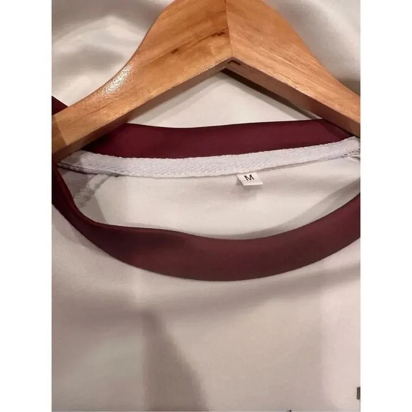 Merry Christmas Plaid New Sweater Size Medium - Picture 5 of 5